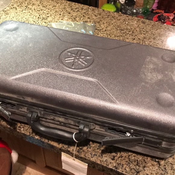 Saxophone - Picture 4 of 4